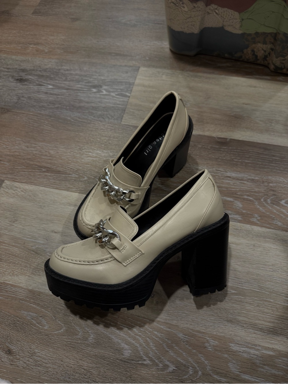 Madden Girl cream loafer with silver chunky chain